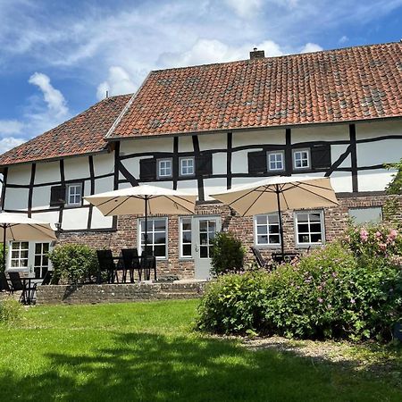 Vakantiewoningen 'Hoeve De Witte Olifant' Noorbeek Eksteriør billede